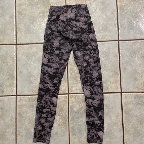 Size 2 lululemons flowery print worn a couple times. Super cute! - Picture 2 of 5